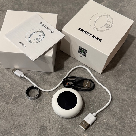 Accessories - Smart Ring with Charging Dock